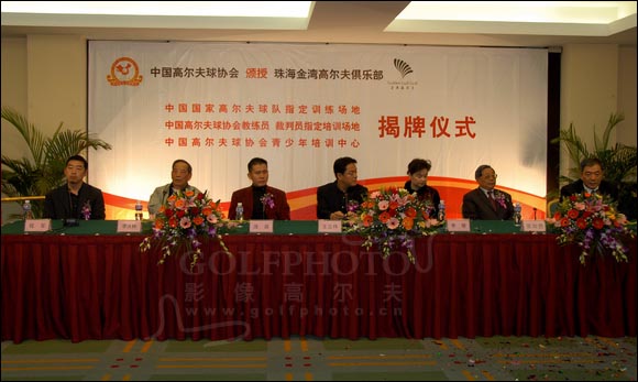 珠海金湾高尔夫俱乐部,经过6年的潜心经营,无论是在球场草坪高清图片